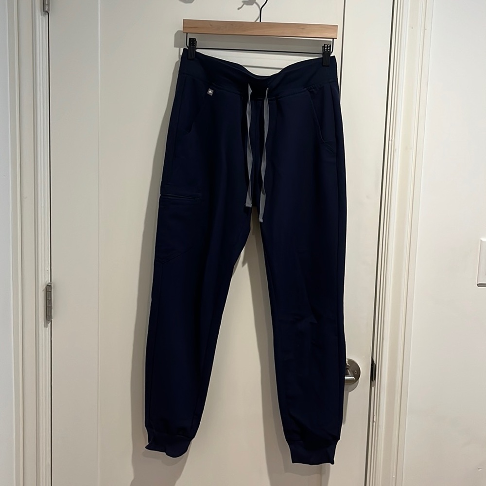 Figs Zamora Bottoms in Navy